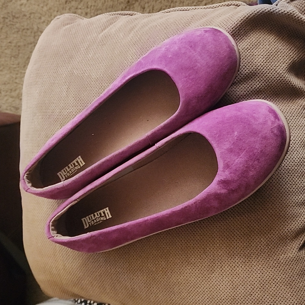 Duluth Trading Co. Purple Suede Comfort Flats